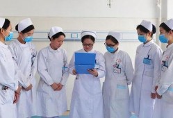年轻的护士在线观看,年轻护士的在线护理故事