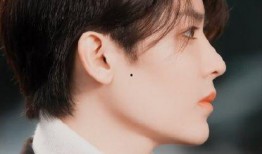 爆料娱乐圈杨超越的小说,娱乐圈的璀璨星途与神秘爆料