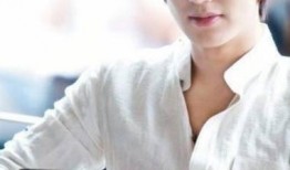 李敏镐爆料者道歉视频,爆料者深情致歉，粉丝泪目