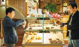 爱在面包房在线观看,甜蜜邂逅，烘焙幸福时光